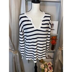LOFT NWT size Small Women’s White Black Striped V-Neck Thin Oversized Sweater